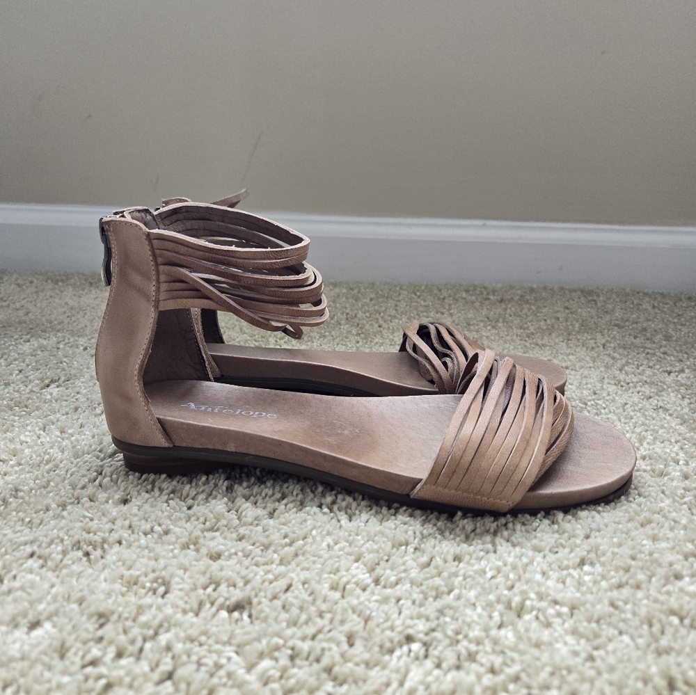 Antelope Tan Leather Sandals Womens EU 38 US 7-7.5 - Picture 3 of 9